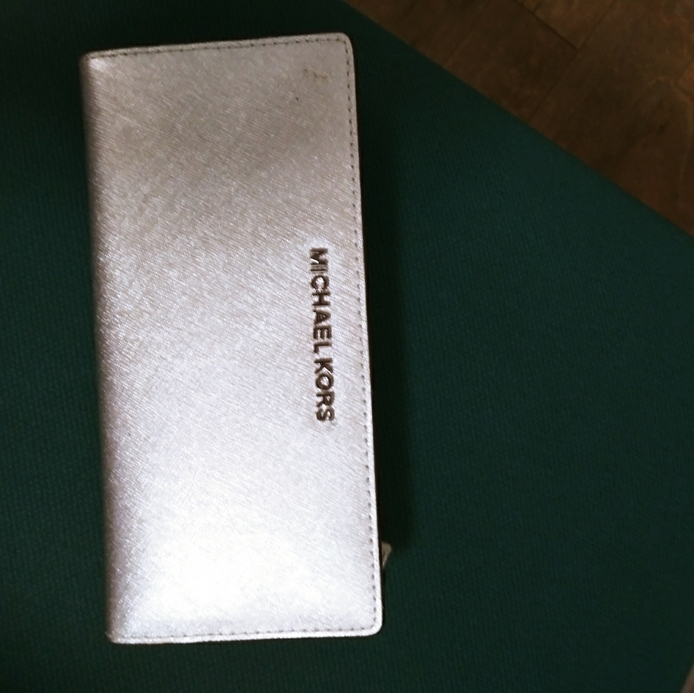 New Michael Kors wallet